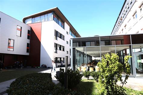 college lycee saint pierre chanel thionville|Collège Saint.